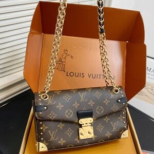 Louis Vuitton Monogram Shoulder Bag with Gold Chain